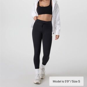 Vuori Daily Form Legging in Black (Size Large)